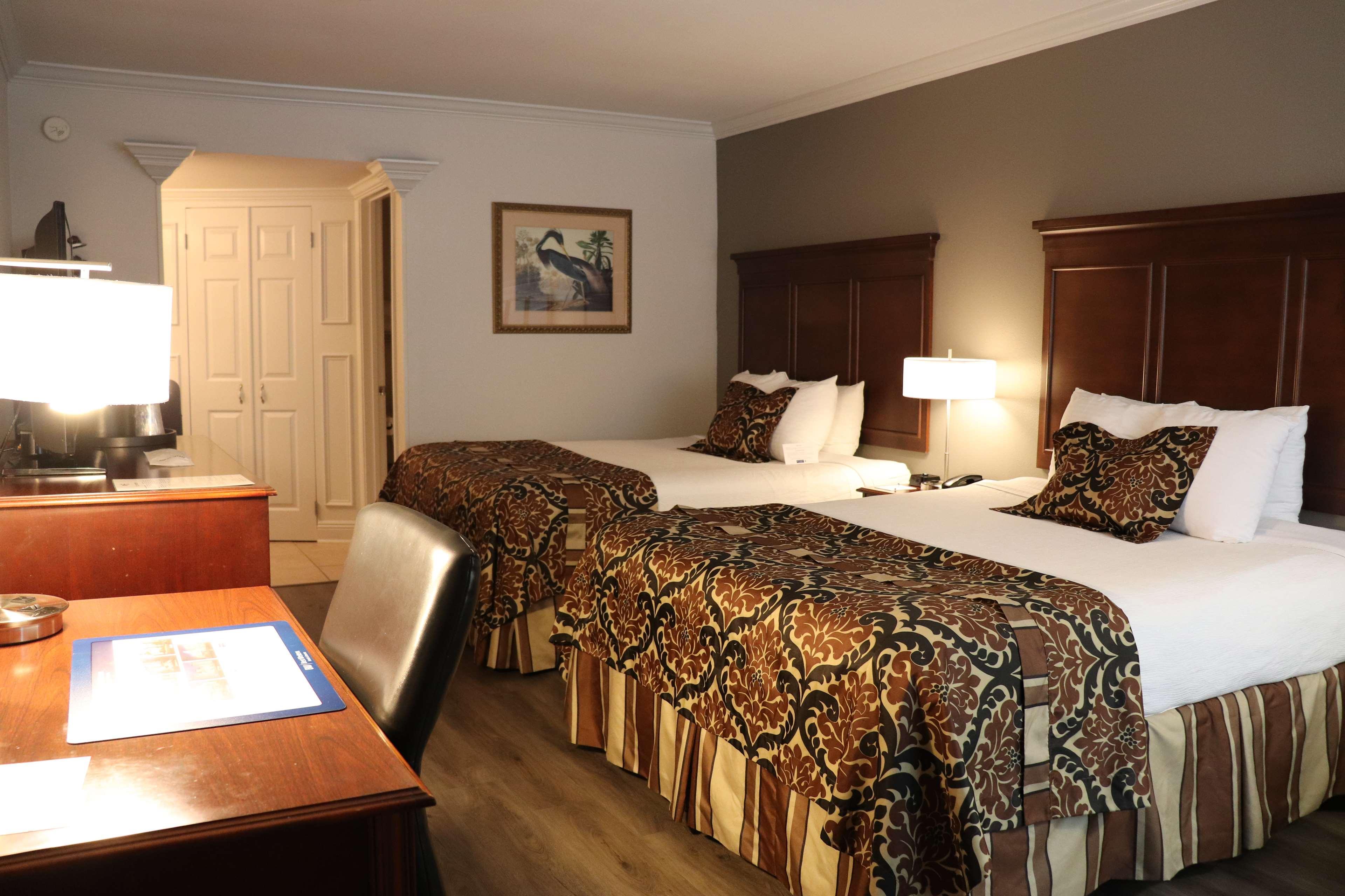 הרווי Best Western Plus Westbank מראה חיצוני תמונה