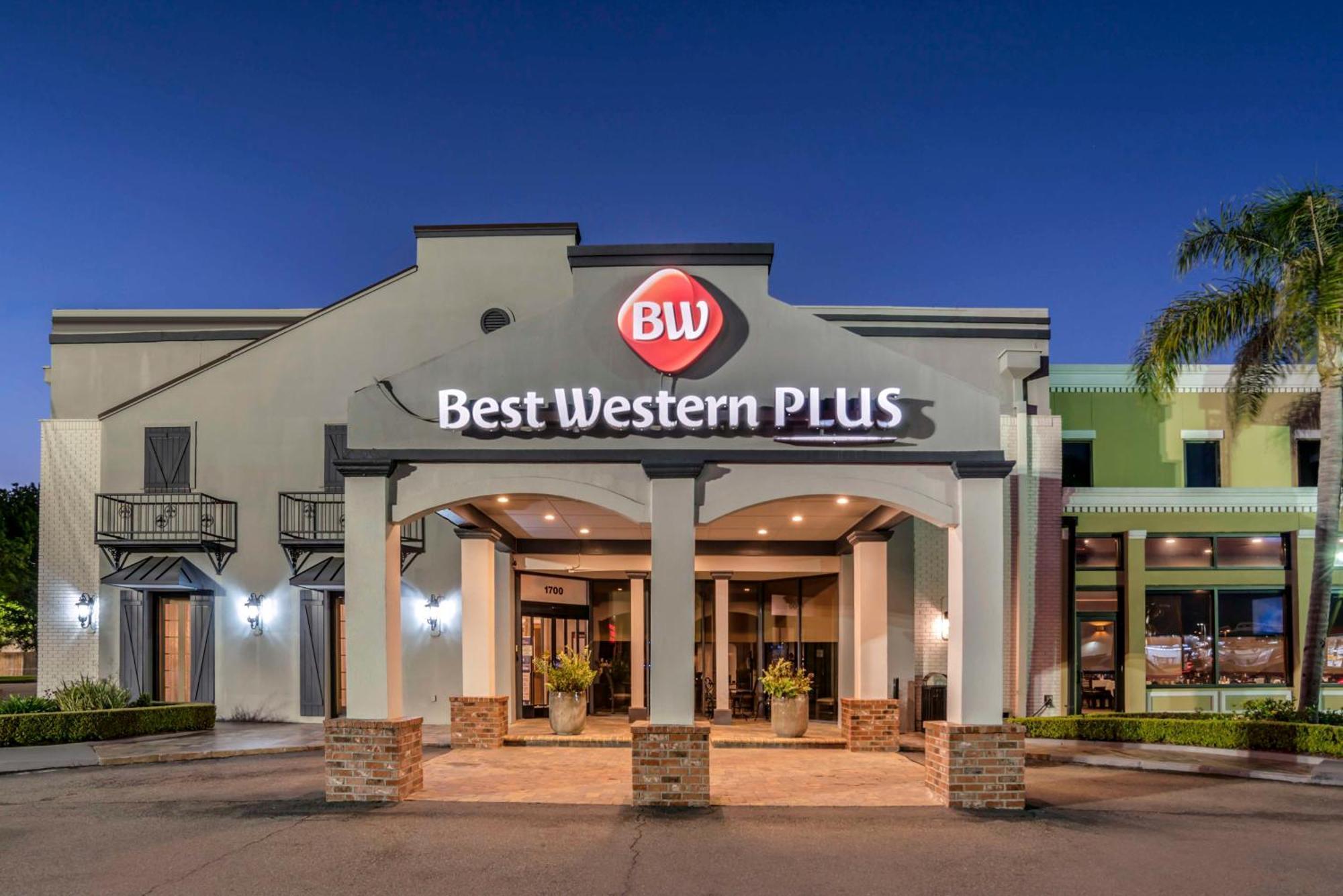 מלון הרווי Best Western Plus Westbank מראה חיצוני תמונה